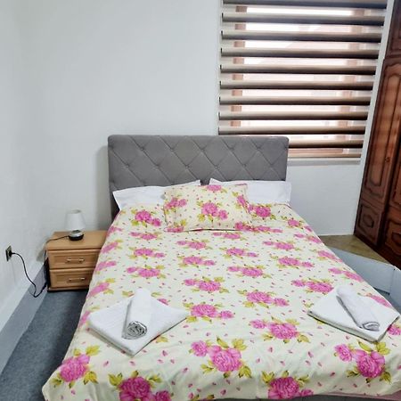 Apartman Family Sarajevo Bagian luar foto